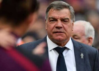 Η πλάκα στον Big Sam και η κατάρα του Ρότζερς