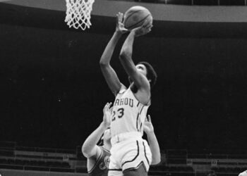 Ο Ομπάμα με το 23, ο Ρίγκαν στο σπικάζ…