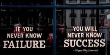 Αγαπητοί γονείς … –Γράφει η Πίστη Κρυσταλλίδου