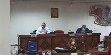 Γ. Αδαμίδης στο ΔΣ Εορδαίας για την ΑΜΚ ΔΕΗ: “Η χώρα από το 2010 είναι υπό κατοχή. Όσοι πήγαν στα Ζάππεια ή έλεγαν ότι θα σκίσουν τα Μνημόνια με ένα Νόμο και ένα άρθρο, κατάλαβαν τι ακριβώς συμβαίνει”