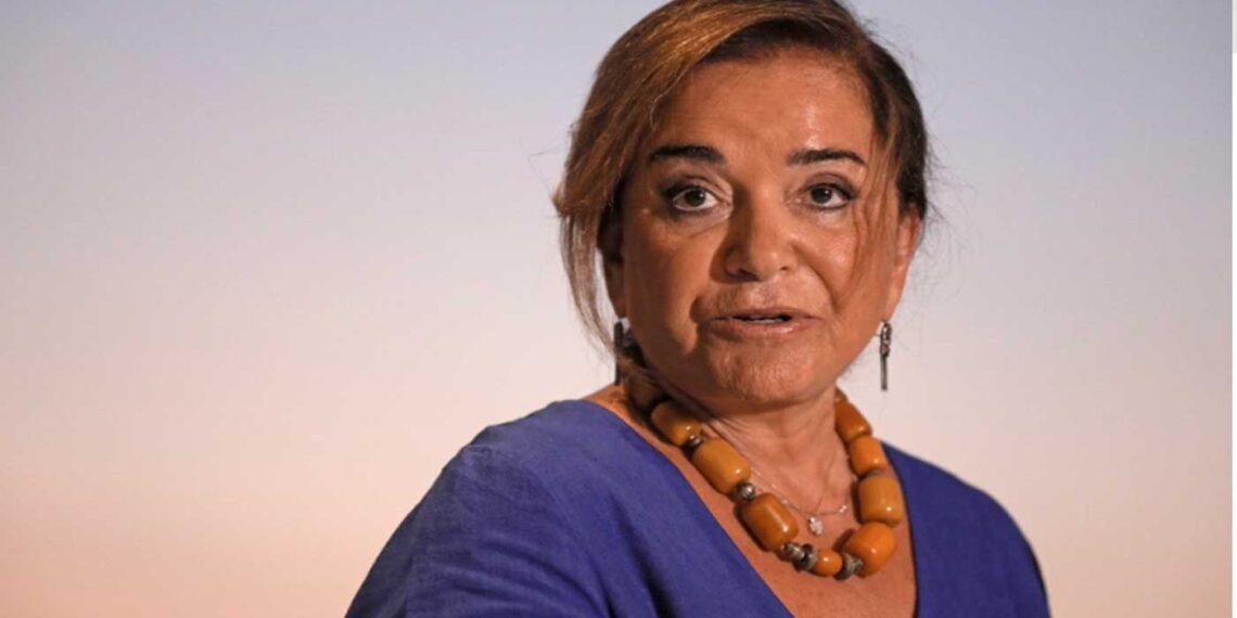 Η Ντόρα Μπακογιάννη ανακοίνωσε ότι έχει πολλαπλό μυέλωμα: «Δεν είναι ποτέ εύκολο ν’ ακούς ότι έχεις καρκίνο»