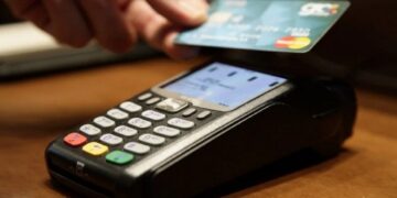 e-αποδείξεις: Ποιες αποδείξεις φέρνουν έξτρα έκπτωση φόρου πάνω από €2.200, οι αλλαγές που έρχονται