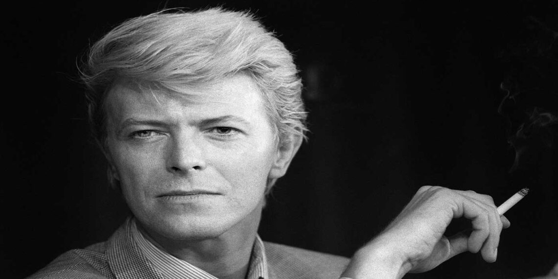 Η Μουσική Γωνιά του Μίλτου Ηλιάδη στο e-ptolemeos.gr -David Bowie – Absolute Beginners