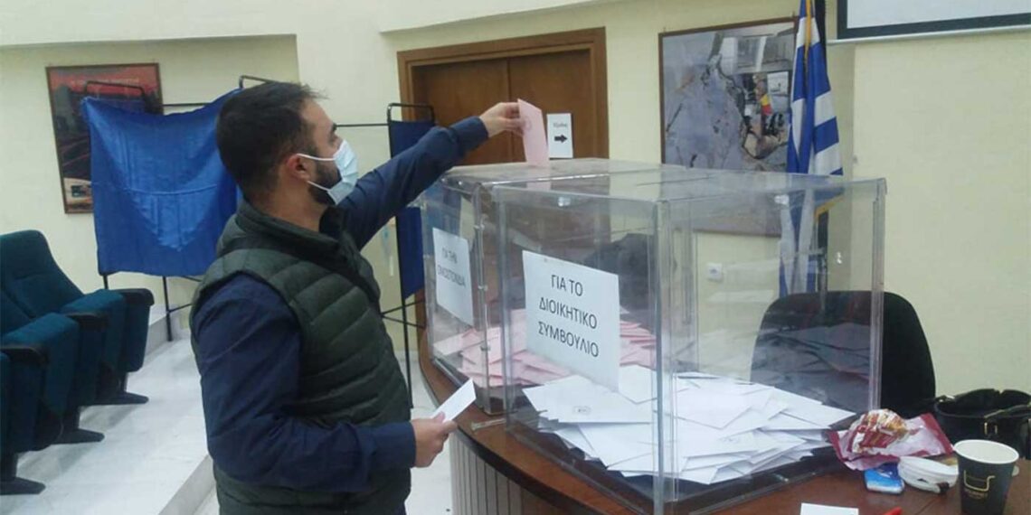 Με μικρή συμμετοχή, οι εκλογές του Εμπορικού Συλλόγου Πτολεμαΐδας- Εορδαίας- VIDEO-ΦΩΤΟ (Της Κούλας Πουλασιχίδου)