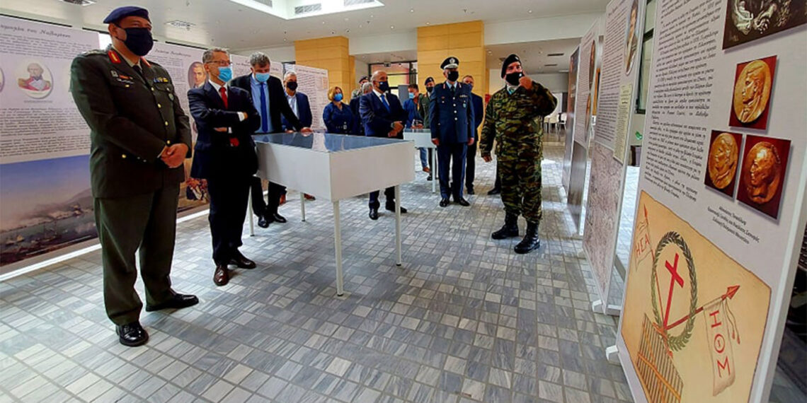 Δήμος Κοζάνης: Άνοιξε τις πύλες της η έκθεση κειμηλίων του Πολεμικού Μουσείου στο χώρο της Κοβενταρείου Δημοτικής Βιβλιοθήκης