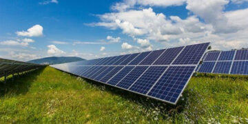 Βλαπτουν τα φωτοβολταικα το περιβαλλον; – Γράφει ο Κωνσταντίνος Χ. Γκαράκης