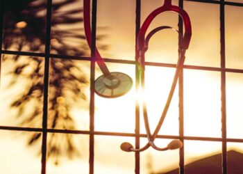 Ηλικιωμένα άτομα και τρέμουλο κινήσεων χαρακτηριστικό νόσου ή γηρατειά;