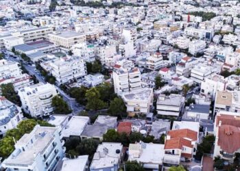 Αφορολόγητες από σήμερα γονικές παροχές-δωρεές μέχρι 800.000 ευρώ -Ολες οι λεπτομέρειες