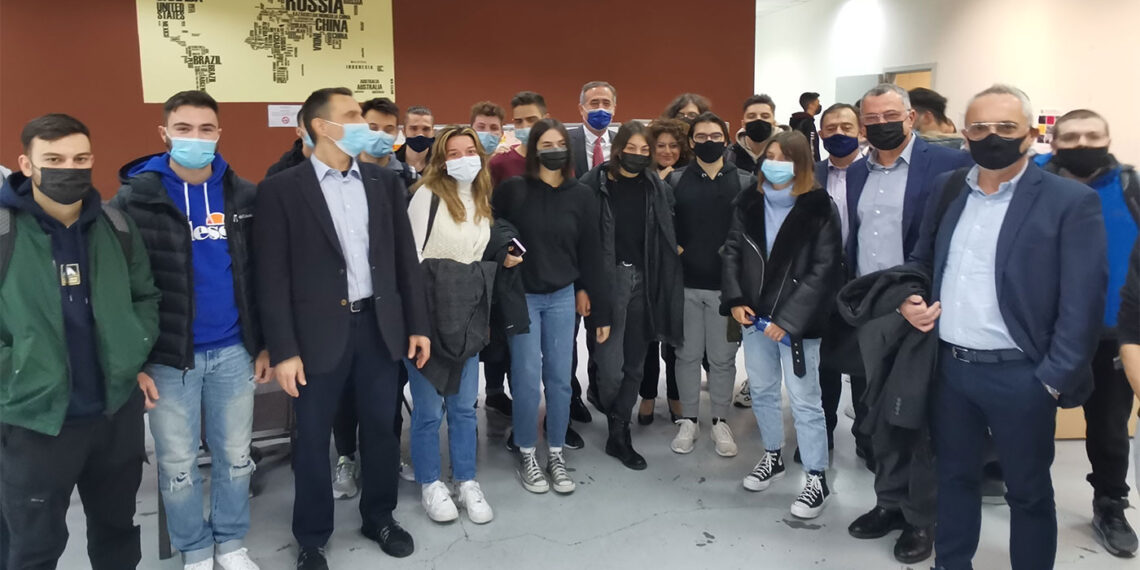 Πανεπιστήμιο Δυτικής Μακεδονίας: Πραγματοποιήθηκε η ημέρα Καριέρας με την εταιρεία Skie.io