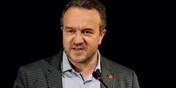 Καθολικό «ΝΑΙ» στο Χάρη Κουζιάκη από τα μέλη της Κίνησης «Κοζάνη Τόπος Να Ζεις»- Επίθεση Ιωαννίδη στη δημοτική αρχή: «Συμμαχίες πάνω στην άμμο…»