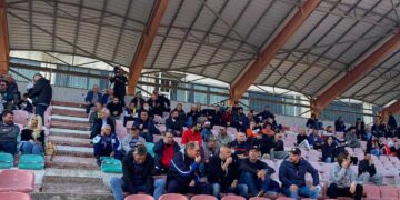 Πανηγυρικό κλίμα στο ΔΑΚ – Σε λίγο ο αγώνας κυπέλλου Κοζάνη – Άγιος Νικόλαος