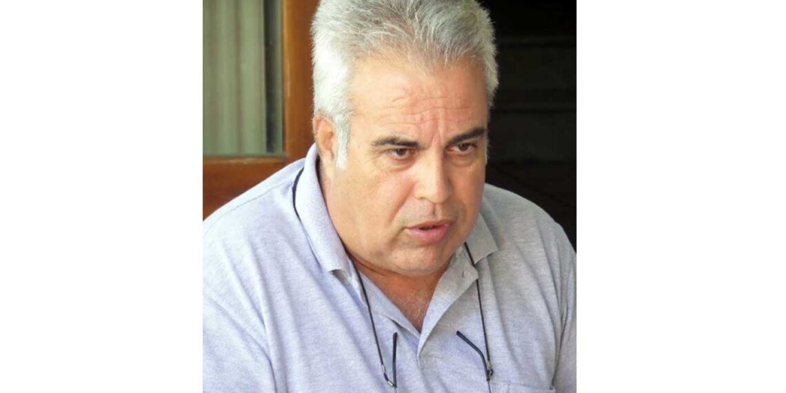 Το σχόλιο του Δημάρχου Βελβεντού για τις αυριανές παρελάσεις: “Οι οριζόντιες αποφάσεις πολλές φορές «οριζοντιώνουν» το σύμπαν… Και δεν τις παίρνεις τελευταία στιγμή”