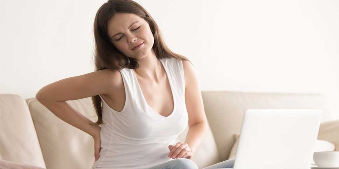 Πόνος στη μέση: Πέντε SOS κινήσεις που ανακουφίζουν