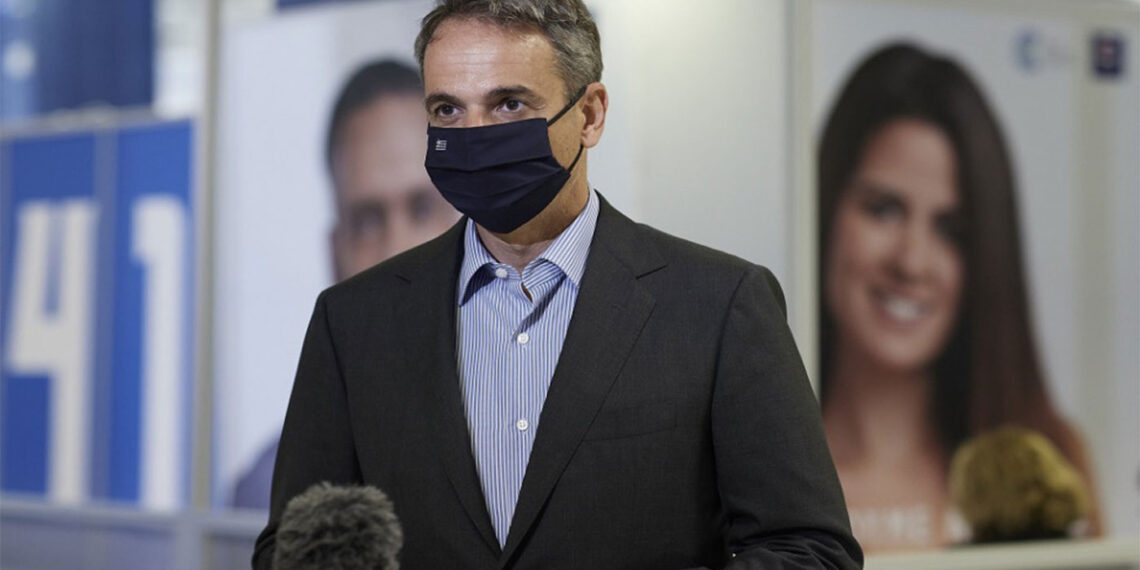 Ο Μητσοτάκης έκανε την 3η δόση του εμβολίου κατά της Covid