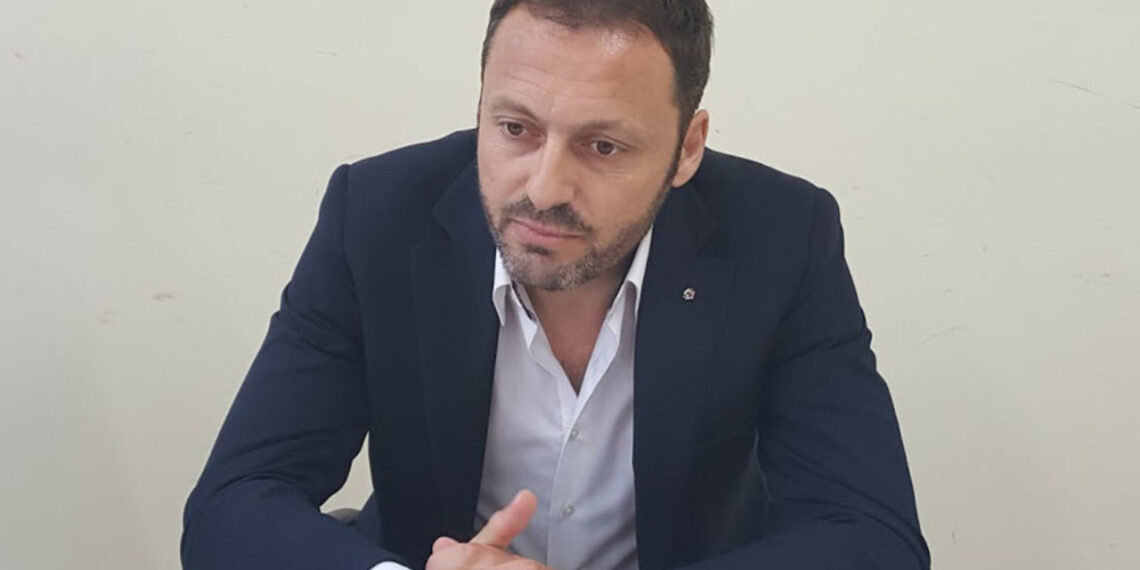 Ποδόσφαιρο: Ο Σάκης Παπαβασιλείου νέος προπονητής της Κοζάνης