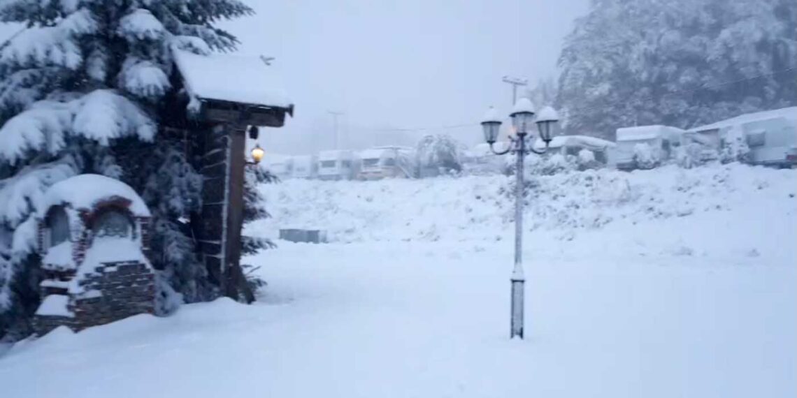 Χιονίζει τώρα στο Πισοδέρι Φλώρινας- Πανέμορφες εικόνες (βίντεο)