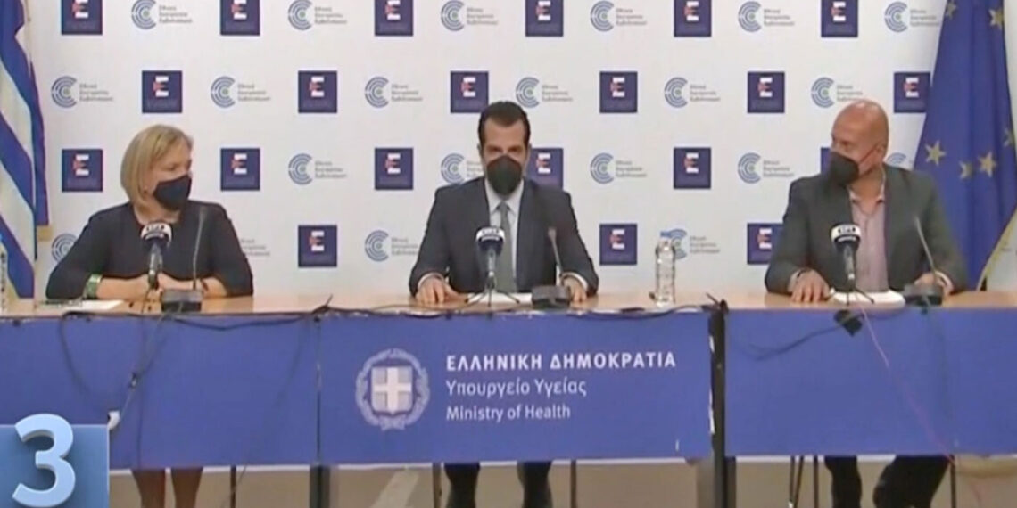 Πλεύρης: Χωρίς επιπλέον μέτρα οι «κόκκινες» περιοχές -Πλήρης ελευθερία για τους εμβολιασμένους