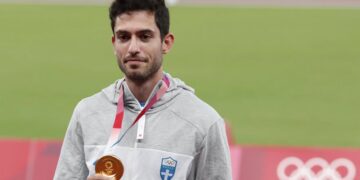 Μίλτος Τεντόγλου: Ο Χρυσός Ολυμπιονίκης που από το παρκούρ στα Γρεβενά, έκανε power up στην κορυφή του κόσμου