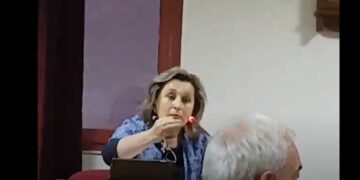 Μεγάλη ένταση προκάλεσαν οι αναφορές σε Ιδιωτικοποιήσεις επί ΣΥΡΙΖΑ, στη  Δευτερολογία της Αθ. Τερζοπούλου στο ΔΣ Εορδαίας για την ΑΜΚ της ΔΕΗ-VIDEO