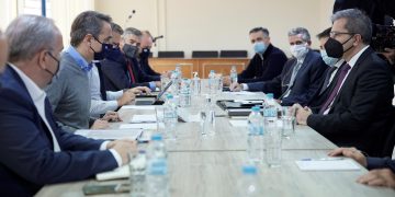 Σύσκεψη των Πρυτανικών Αρχών με τον Πρωθυπουργό Κυριάκο Μητσοτάκη για τον στρατηγικό ρόλο του Πανεπιστημίου Δυτικής Μακεδονίας στη Δίκαιη Αναπτυξιακή Μετάβαση