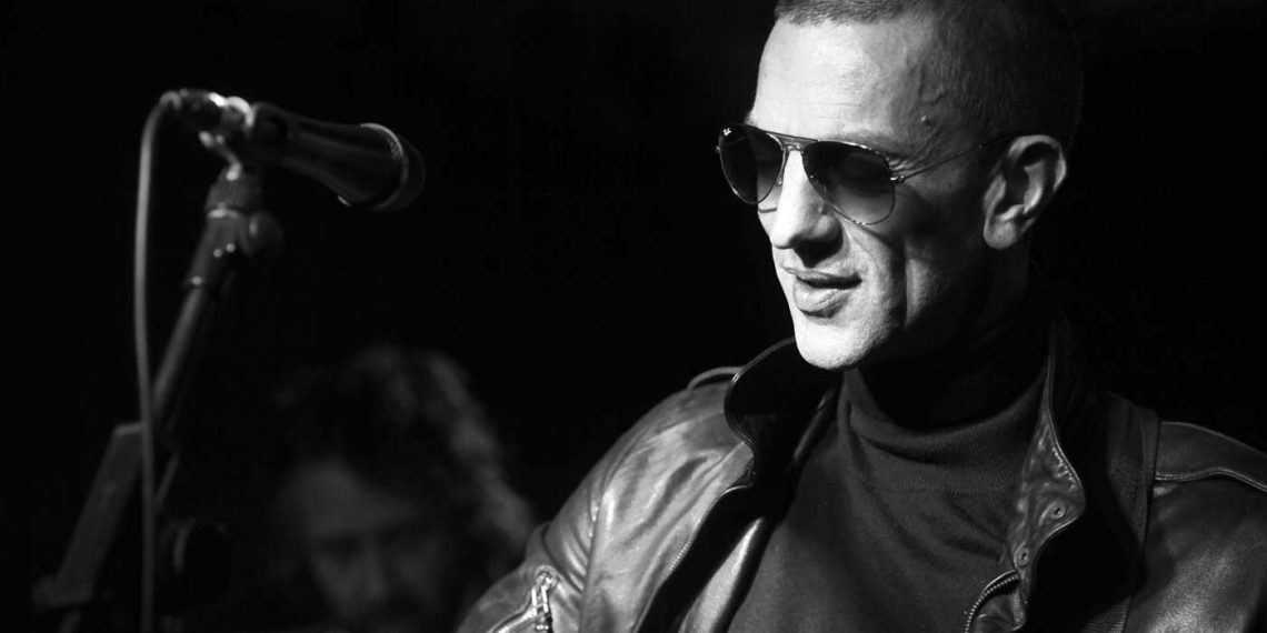 Η Μουσική Γωνιά του Μίλτου Ηλιάδη στο e-ptolemeos.gr- Richard Ashcroft – Sonnet (Official Audio)