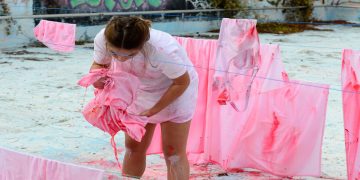 Πανεπιστήμιο Δυτικής Μακεδονίας: Παρουσίαση του έργου περφόρμανς για κάμερα “…but he loves me…” με αφορμή την Παγκόσμια Ημέρα για την Εξάλειψη της Βίας κατά των Γυναικών