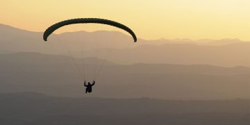 Βόιο: Γνωρίστε το αλεξίπτωτο πλαγιάς από τη νεοσύστατη Αεραθλητική Λέσχη Αιθέρας