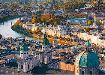 Καθολικό lockdown και για εμβολιασμένους στην Αυστρία, για 20 μέρες -Η 1η χώρα στη Δ.Ευρώπη που κάνει το βήμα