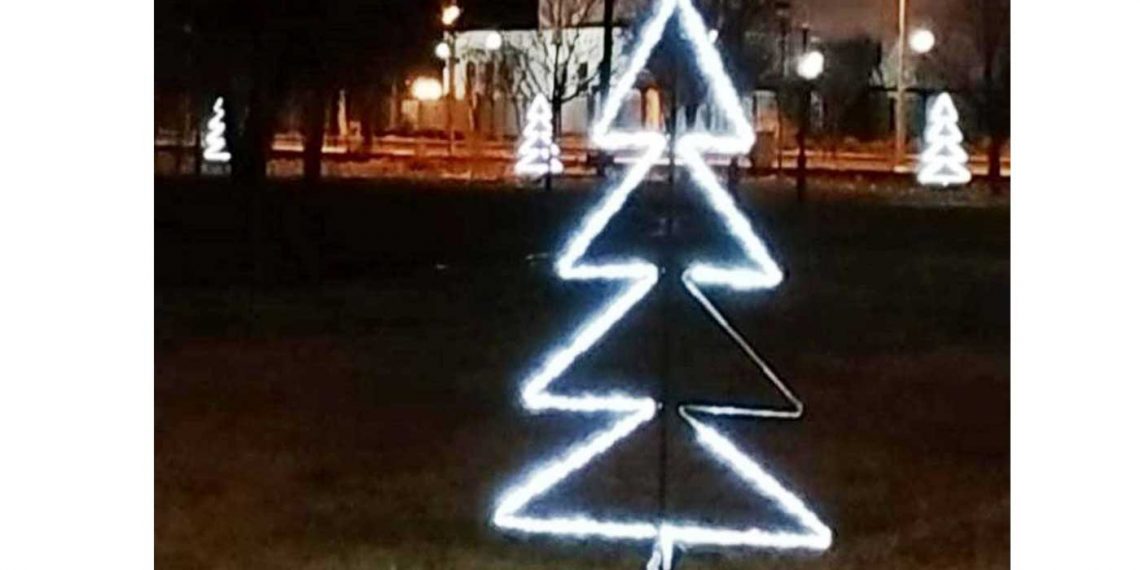 Βανδαλισμοί και φθορές στο Χριστουγεννιάτικο διάκοσμο του Δήμου Εορδαίας, σε διάφορα σημεία της Πτολεμαΐδας