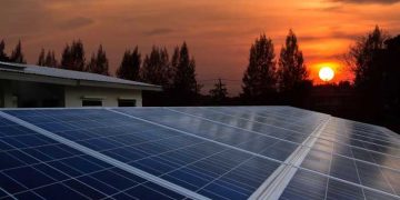 Φωτοβολταϊκά σε στέγες: Μια ευκαιρία για όλους! – Γράφει ο Κων/νος Γκαράκης