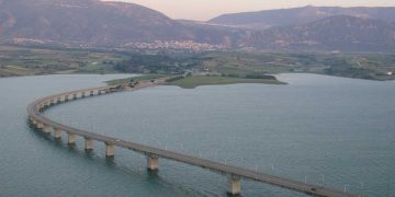 Σε δύο στάδια οι εργασίες στην Υψηλή Γέφυρα Σερβίων- Τι αποφασίστηκε σήμερα στην Περιφέρεια