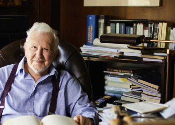 Ματθαίος Γιοσαφάτ: Το πότε μια γυναίκα είναι ώριμη να κάνει παιδί δεν εξαρτάται από την ηλικία της – Συνέντευξη του κορυφαίου Έλληνα ψυχιάτρου -ψυχαναλυτή στο gonimotita.gr