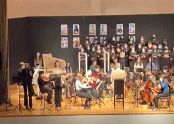 Όμορφη μουσική βραδιά του Μουσικού Σχολείου Πτολεμαΐδας στα Σέρβια-VIDEO