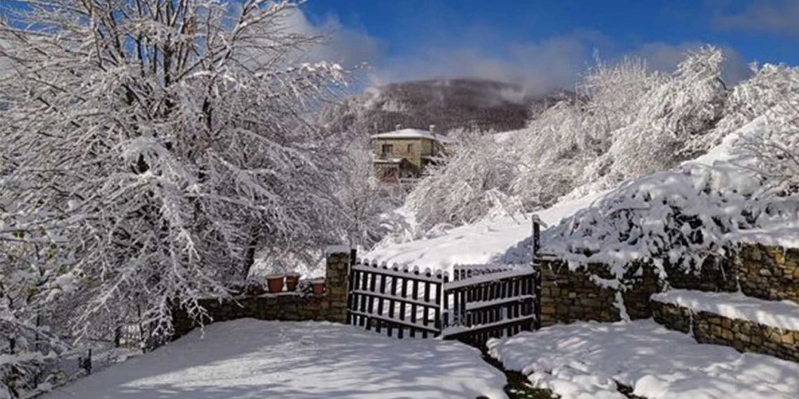 Μαγικές κατάλευκες εικόνες από το Νυμφαίο