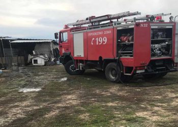 Πτολεμαΐδα: Άμεση επέμβαση της Πυροσβεστικής σε πυρκαγιά σε αγροτική αποθήκη
