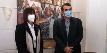 Καστοριά: H τελετή παράδοσης – παραλαβής Σαββόπουλου – Κοζατσάνη στην αντιπεριφέρεια Καστοριάς (Βίντεο)