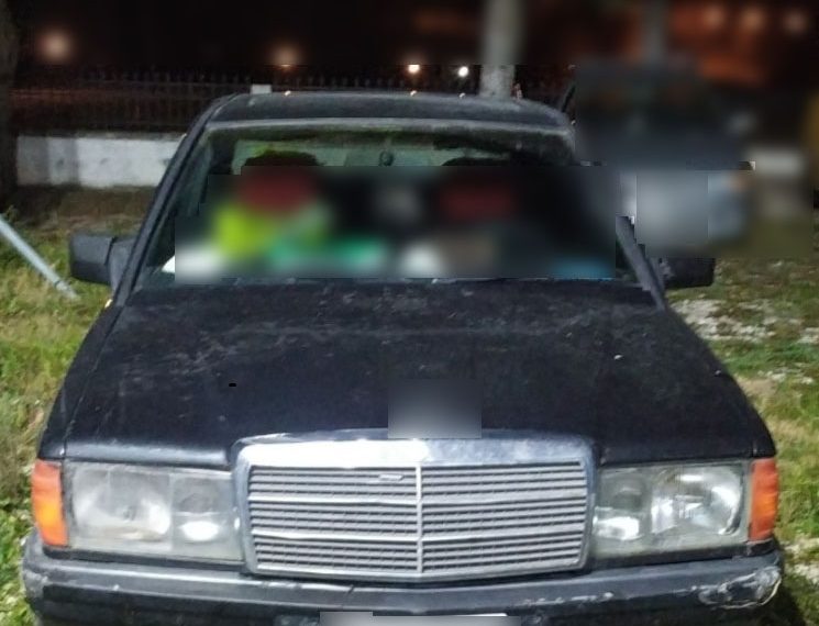 Συνελήφθη 35χρονος αλλοδαπός, σε περιοχή των Γρεβενών, ο οποίος μετέφερε παράνομα με Ι.Χ.Ε. αυτοκίνητο 6 αλλοδαπούς