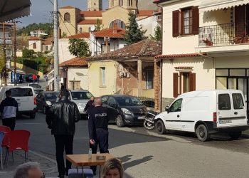 Σιάτιστα: Εντατικοί έλεγχοι σε καταστήματα για πιστοποιητικά covid