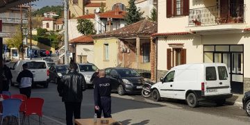 Σιάτιστα: Εντατικοί έλεγχοι σε καταστήματα για πιστοποιητικά covid