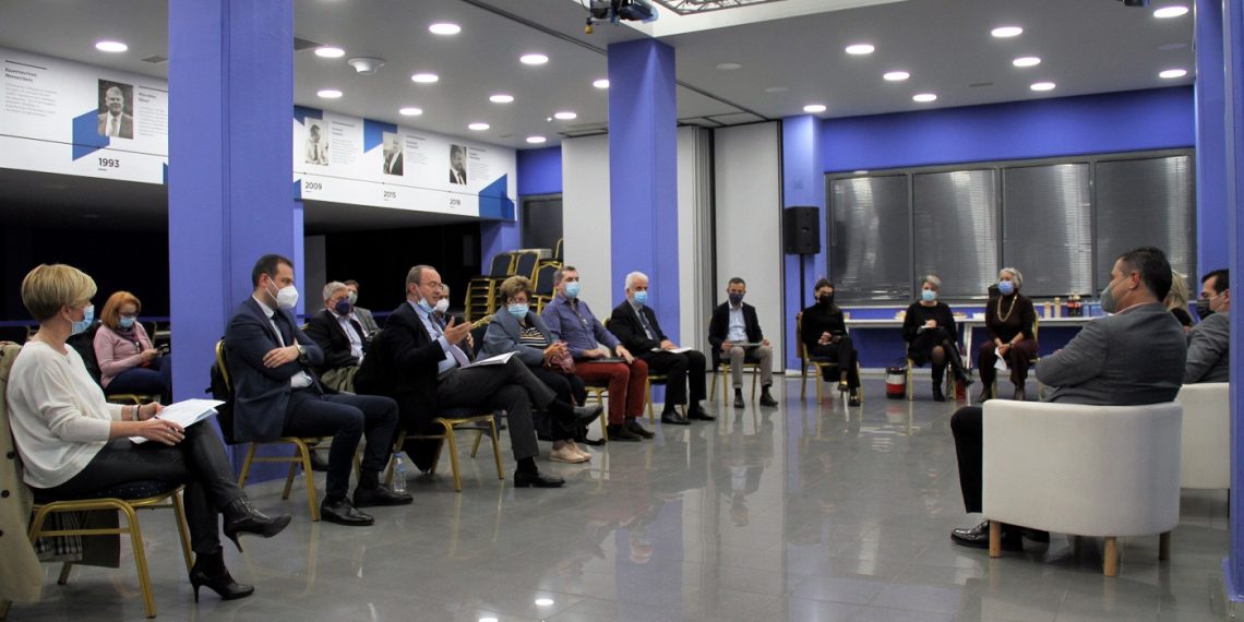 Η προστασία της δημόσιας υγείας ξεκινάει από την πρόληψη – Συνάντηση εργασίας για το πρόγραμμα προληπτικών εξετάσεων σε γυναίκες