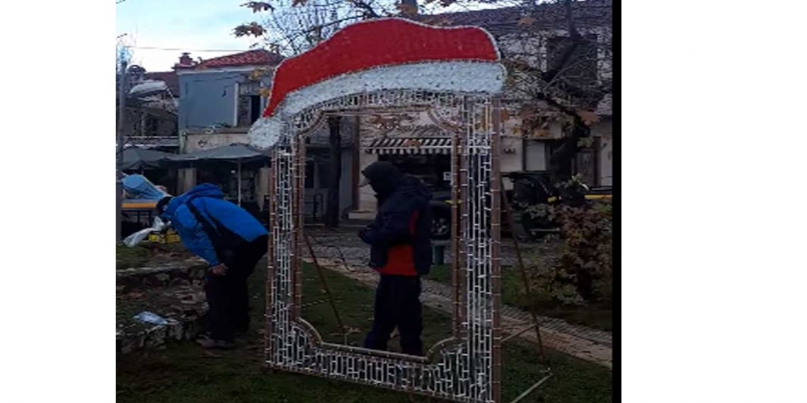 Συνεχίζεται ο χριστουγεννιάτικος στολισμός στο Δήμο Αμυνταίου