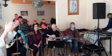 Γιορτή Χριστουγέννων στο Θεραπευτήριο Ν. Σπινάρη από τον Φιλοπρόοδο Σύλλογο Κοζάνης