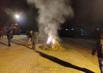 Πραγματοποιήθηκε το έθιμο “Κόλιαντα Μπάμπω” από τον πολιτιστικό σύλλογο Ασβεστόπετρας