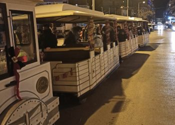 Πρεμιέρα σήμερα Κυριακή , για το Χριστουγεννιάτικο ΤΡΕΝΑΚΙ της Πτολεμαΐδας ! (της Κούλας Πουλασιχίδου)