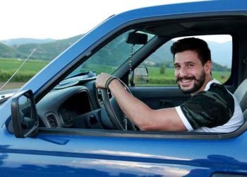 Δαμιανός, ο αγρότης με τη διπλή ζωή: «Τα δίνω “χεράτα”, για να ξέρει ο άλλος τι τρώει!»