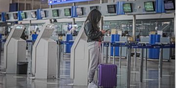 Αυτά είναι τα νέα μέτρα για την είσοδο στην Ελλάδα -Τι ισχύει με τα τεστ, όλη η ΚΥΑ