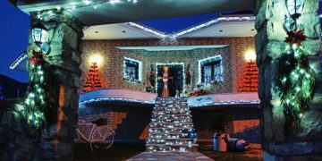 Το πιο εντυπωσιακά στολισμένο σπίτι, στον Αετό του Δήμου Αμυνταίου