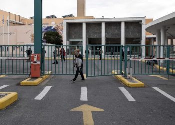 Γιατί η Covid σκοτώνει στην Κεντρική Μακεδονία διπλάσιους από την Αττική