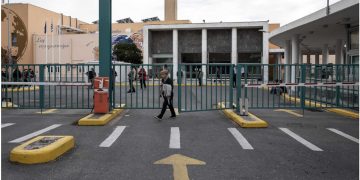 Γιατί η Covid σκοτώνει στην Κεντρική Μακεδονία διπλάσιους από την Αττική