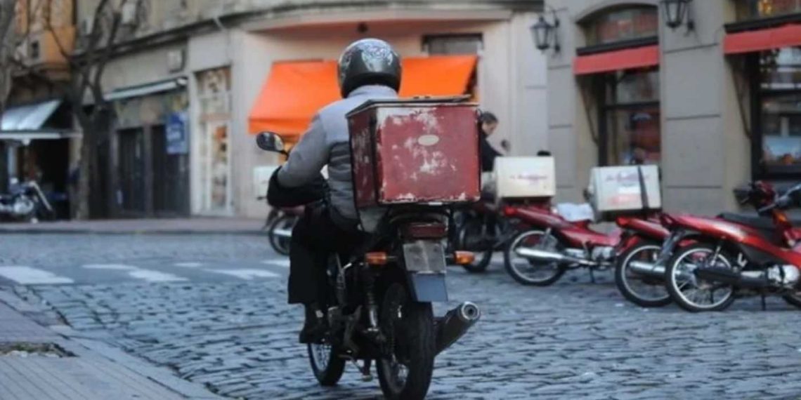 Άγριος ξυλοδαρμός ντελιβεράδων στις Σέρρες από ομάδα ατόμων που δεν ήθελαν να πληρώσουν